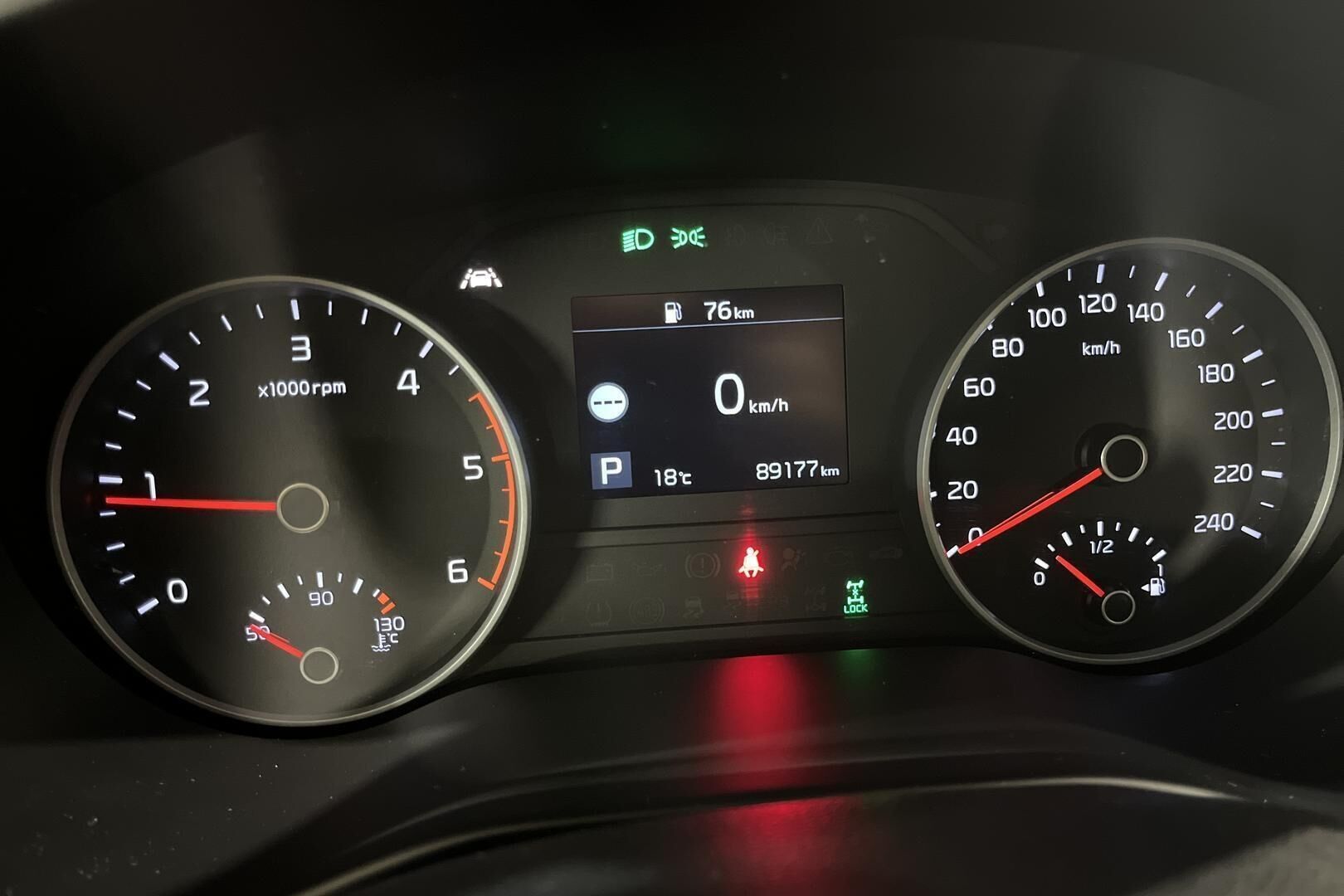 Kia Sportage iso kuva 9