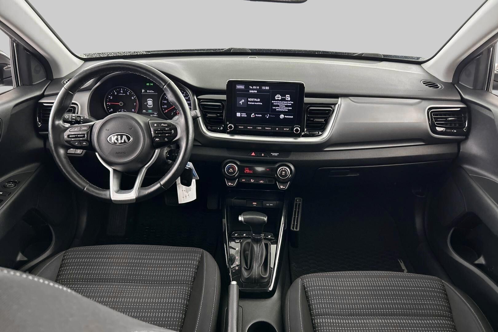 Kia Stonic iso kuva 10