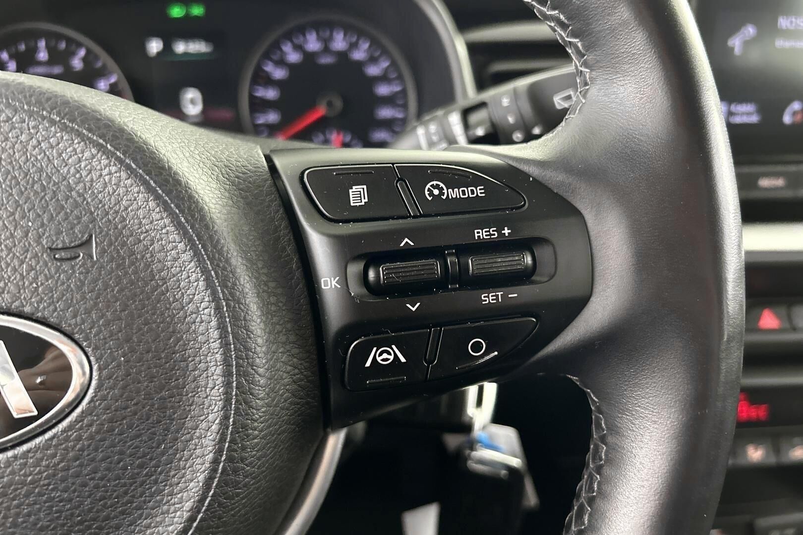 Kia Stonic iso kuva 13