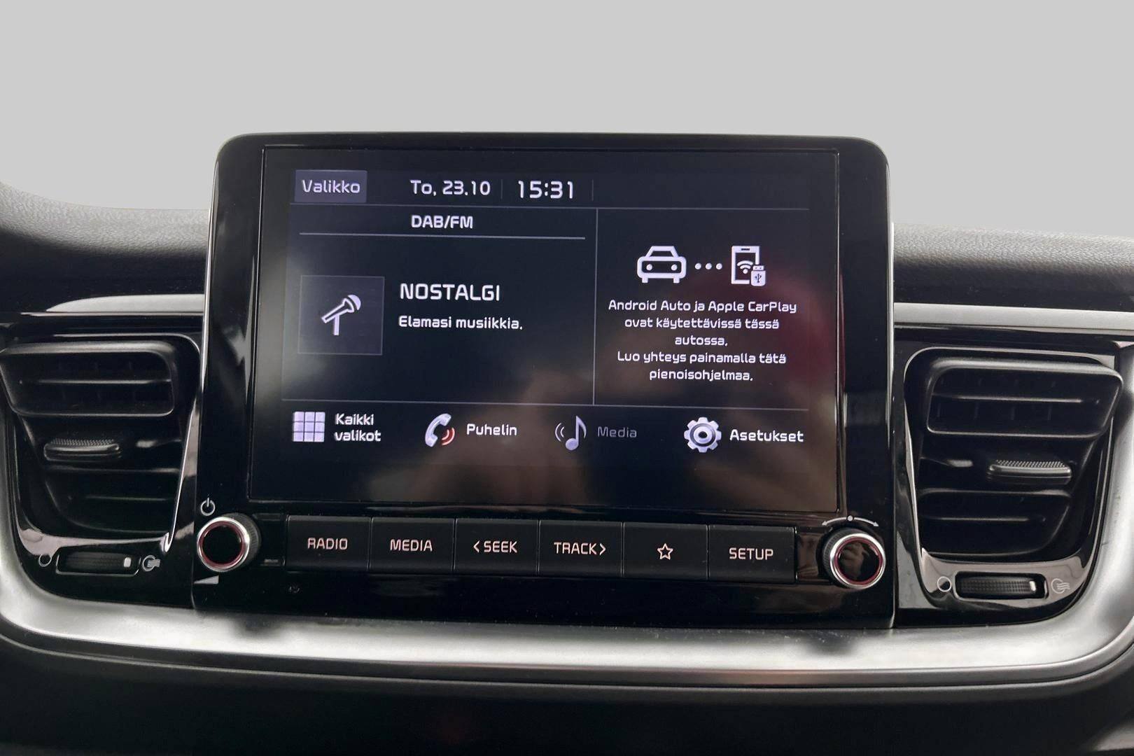 Kia Stonic iso kuva 19