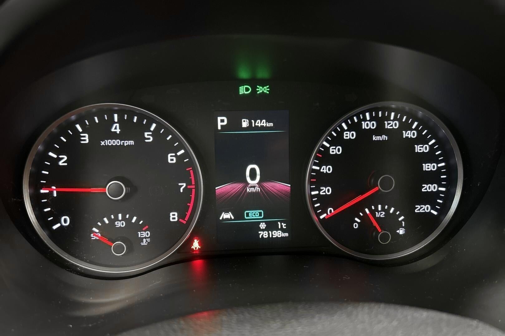 Kia Stonic iso kuva 11