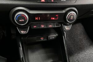 Kia Stonic esikatselu 15