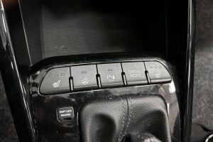 Kia Stonic esikatselu 27