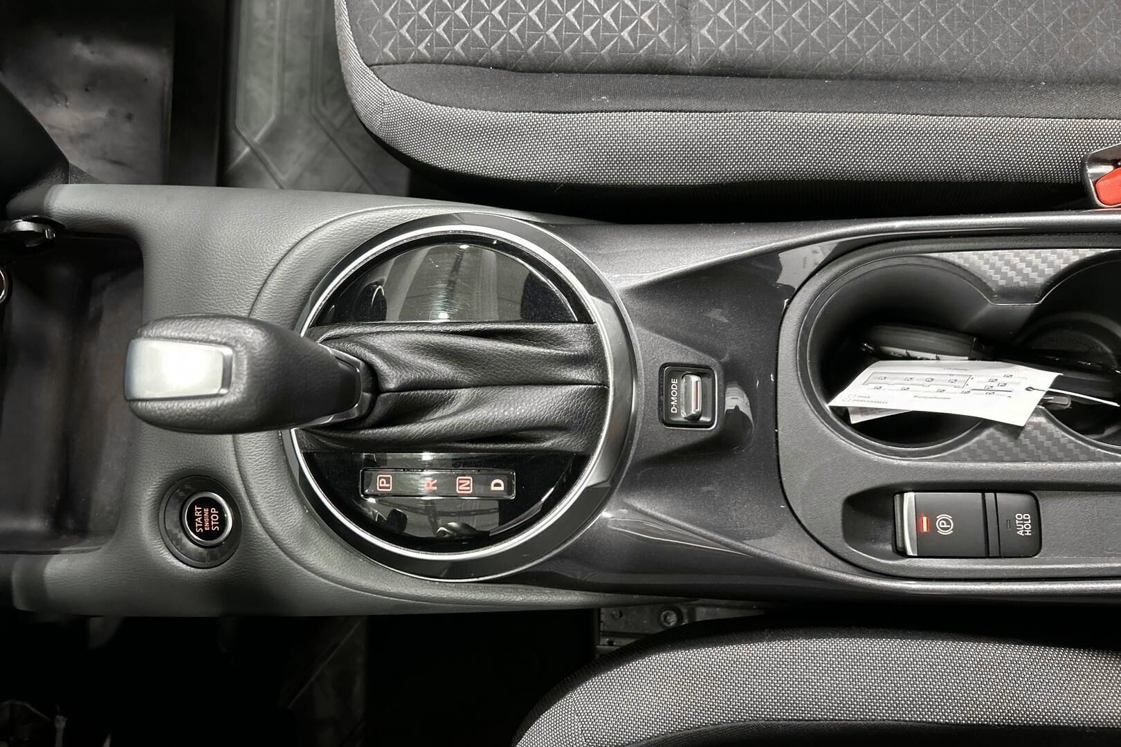 Nissan Juke iso kuva 17