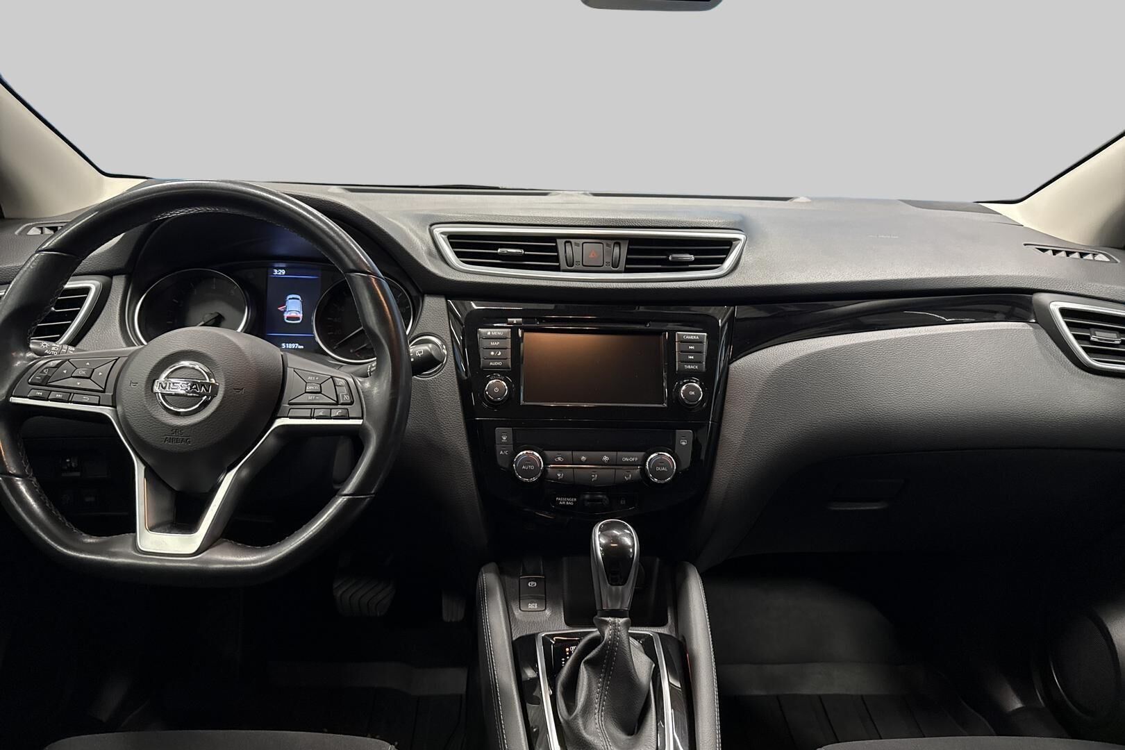 Nissan Qashqai iso kuva 10