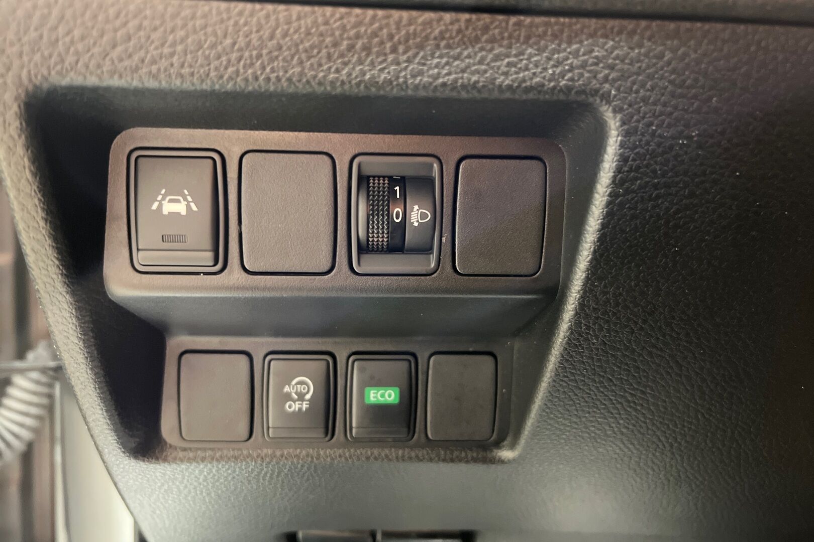 Nissan Qashqai iso kuva 12