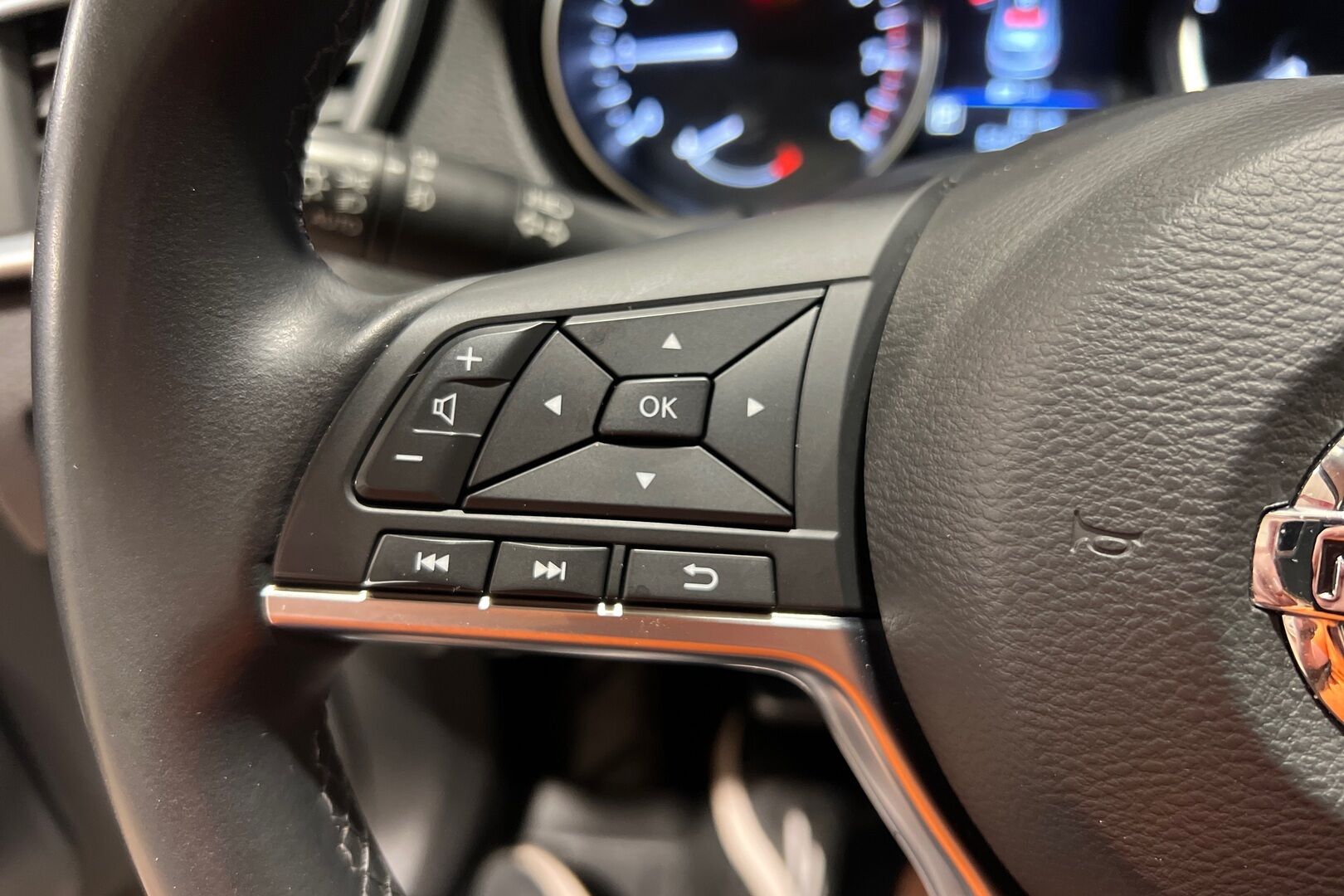 Nissan Qashqai iso kuva 13
