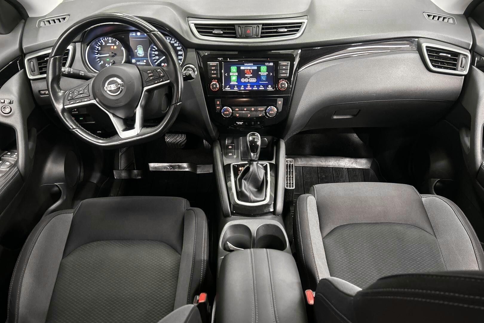 Nissan Qashqai iso kuva 11