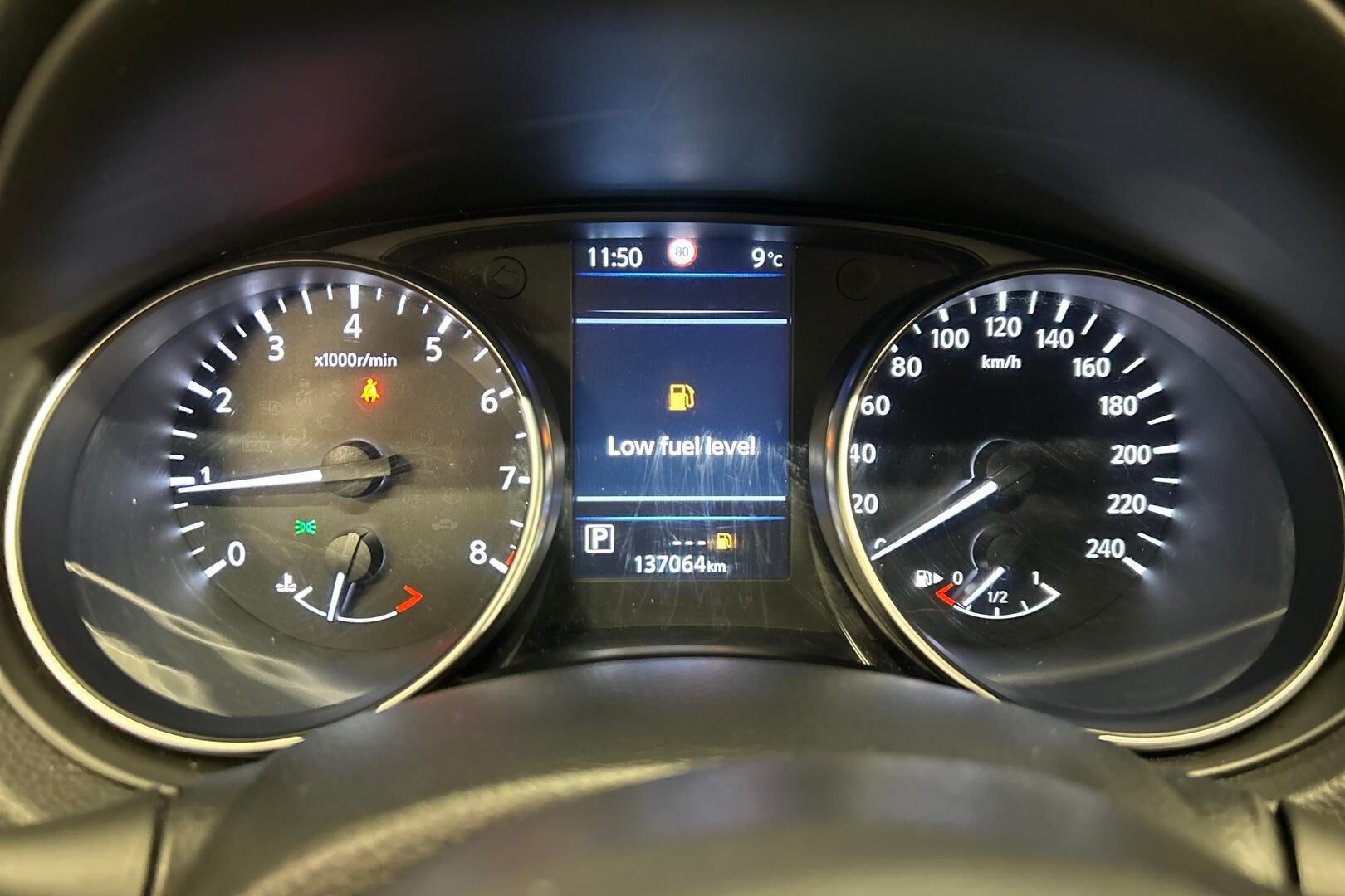 Nissan Qashqai iso kuva 14