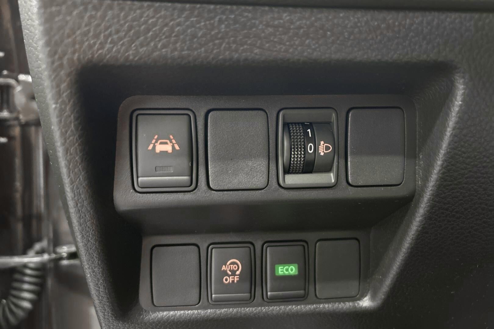 Nissan Qashqai iso kuva 19