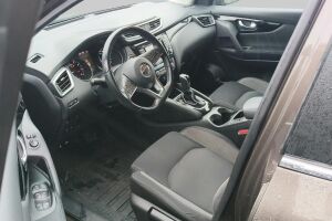 Nissan Qashqai esikatselu 2