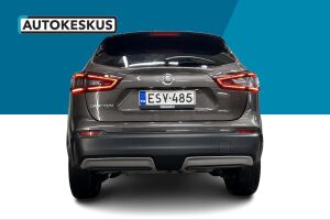 Nissan Qashqai esikatselu 6