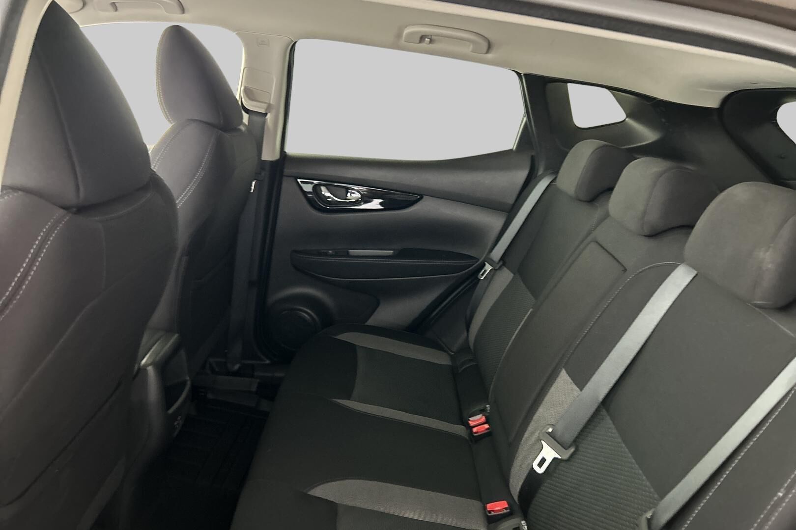 Nissan Qashqai iso kuva 10