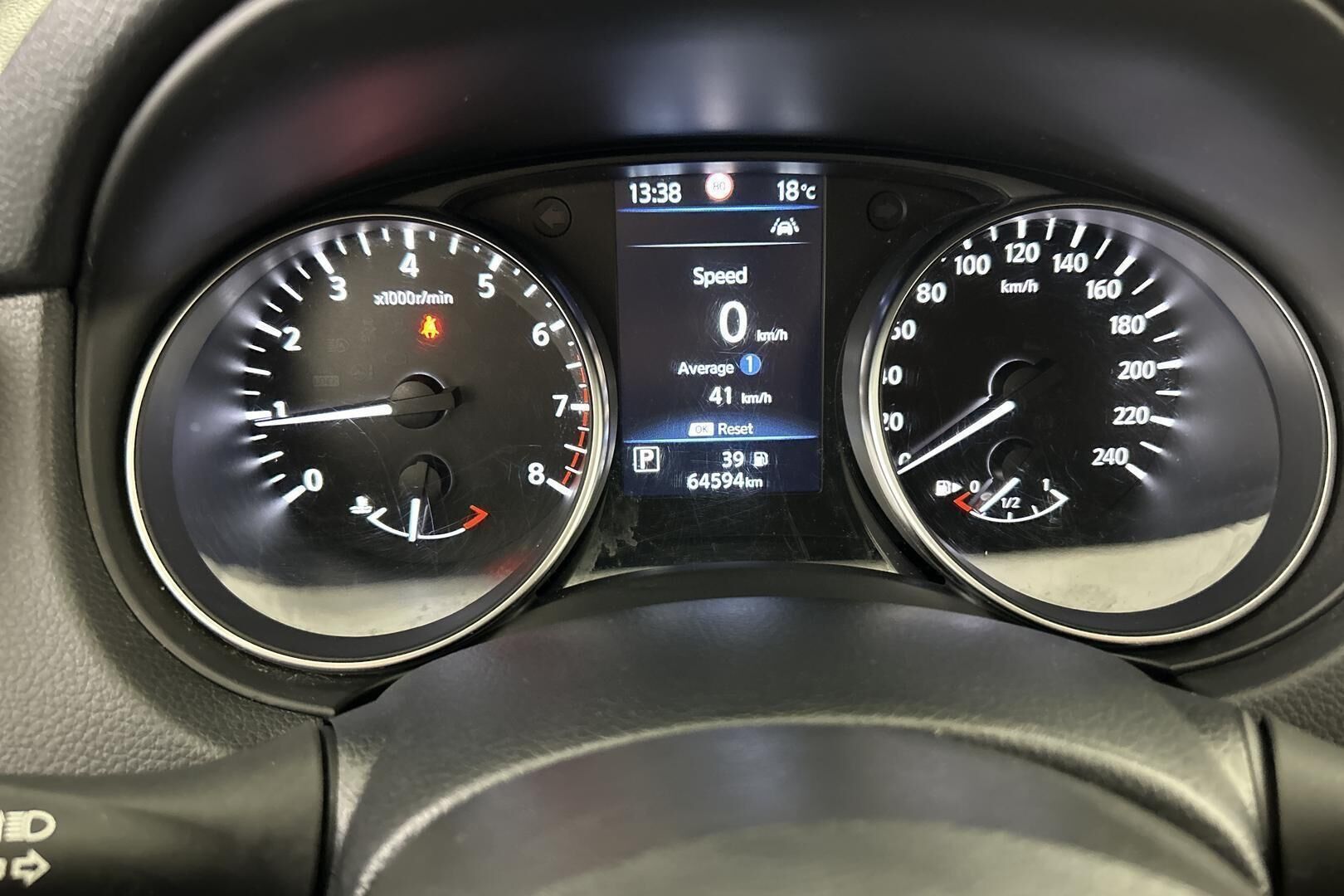 Nissan Qashqai iso kuva 14