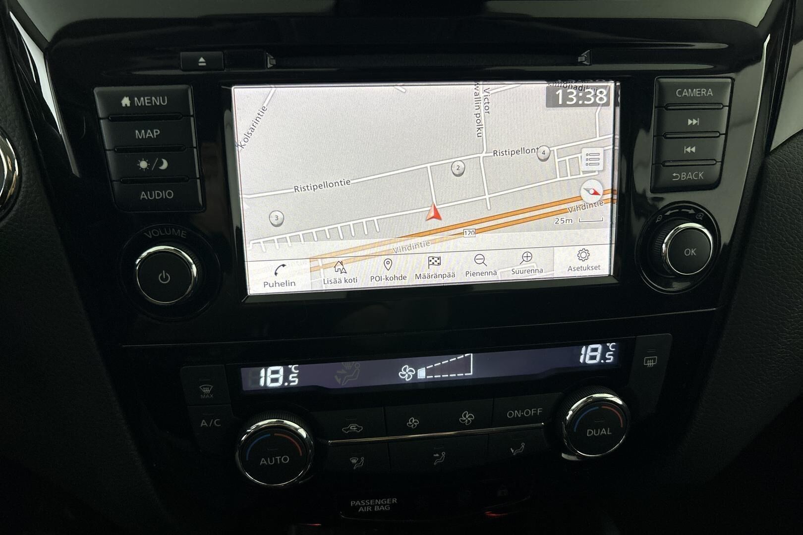 Nissan Qashqai iso kuva 15