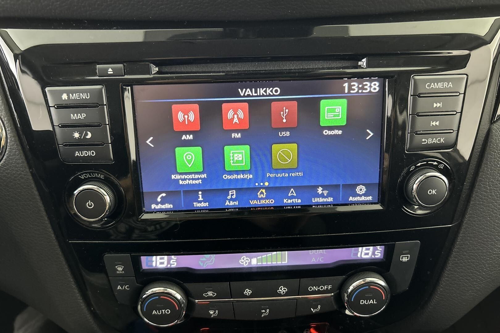 Nissan Qashqai iso kuva 17