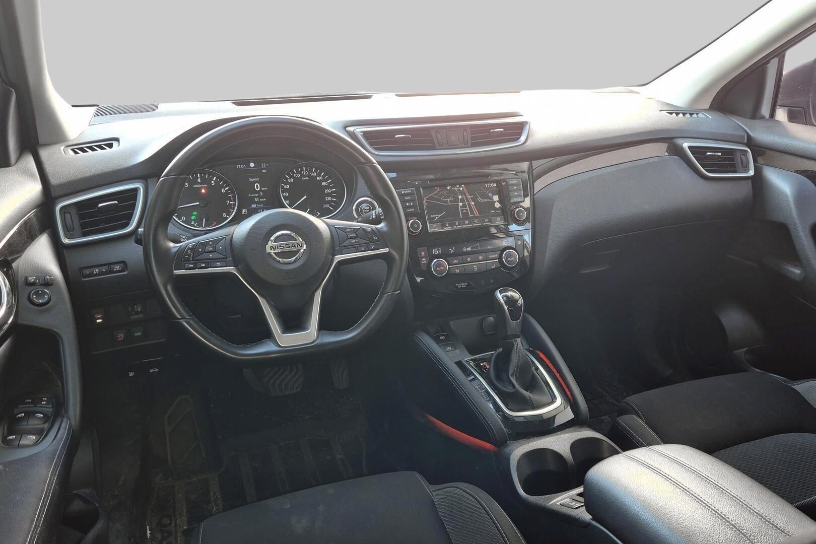 Nissan Qashqai iso kuva 2