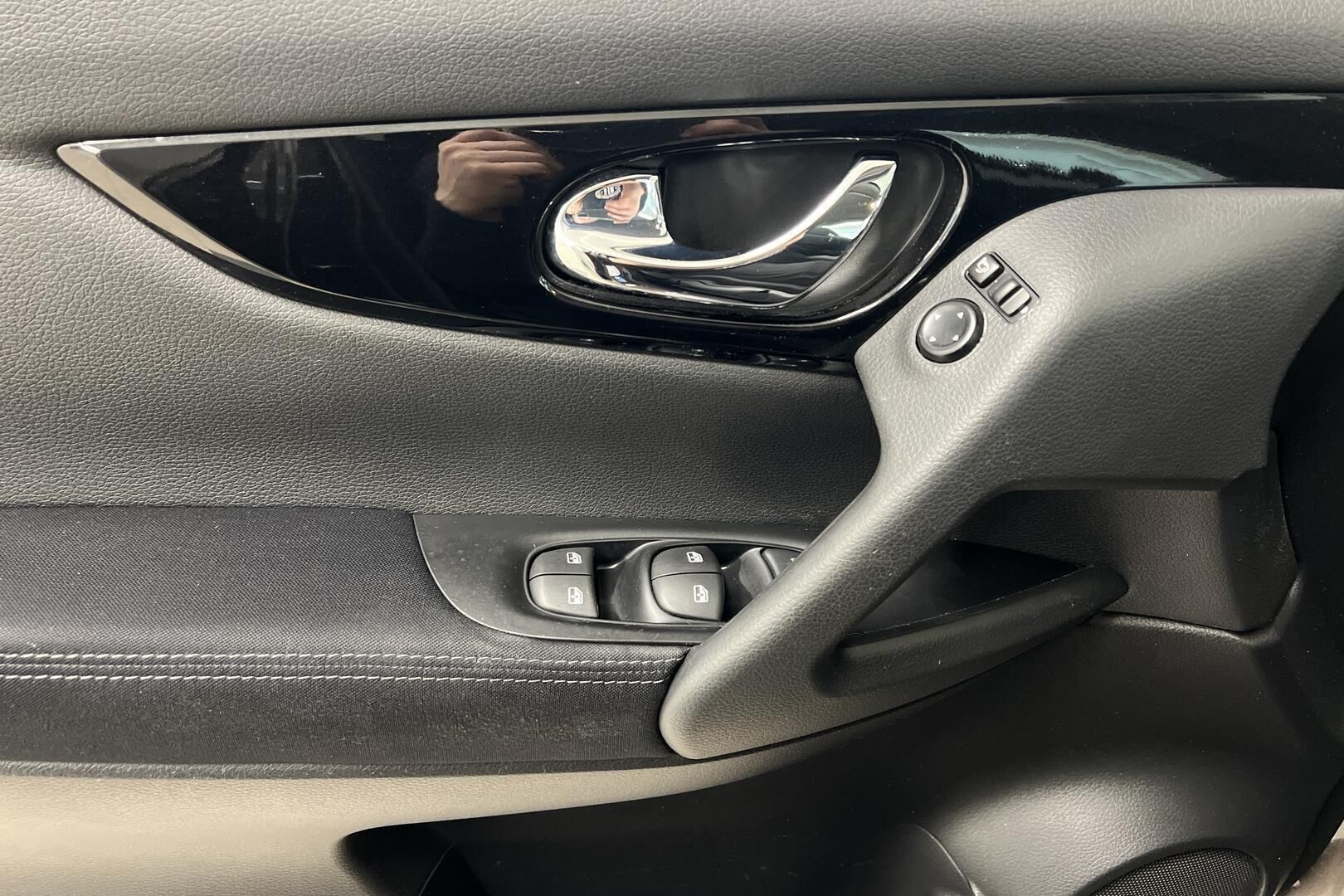 Nissan Qashqai iso kuva 20