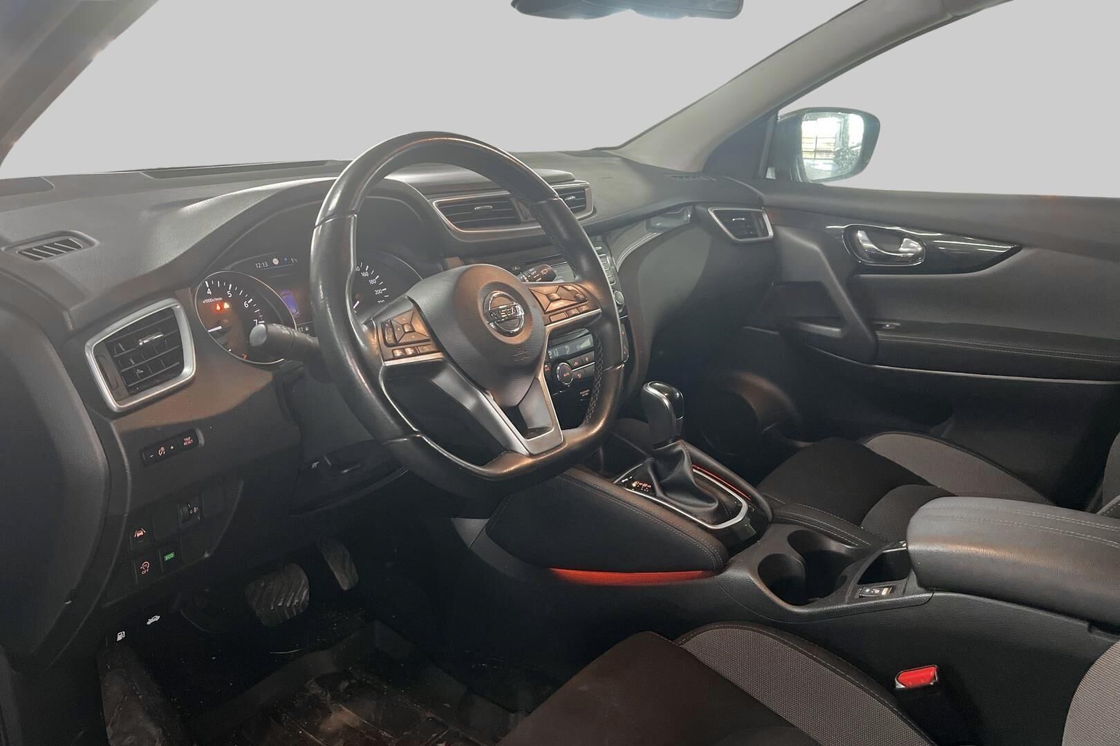 Nissan Qashqai iso kuva 1