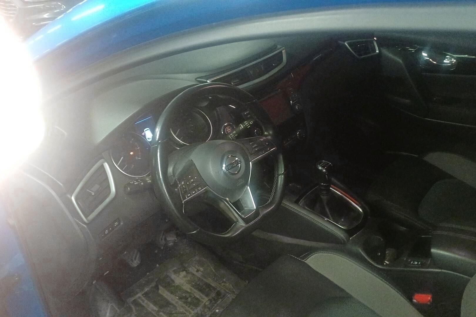 Nissan Qashqai iso kuva 1