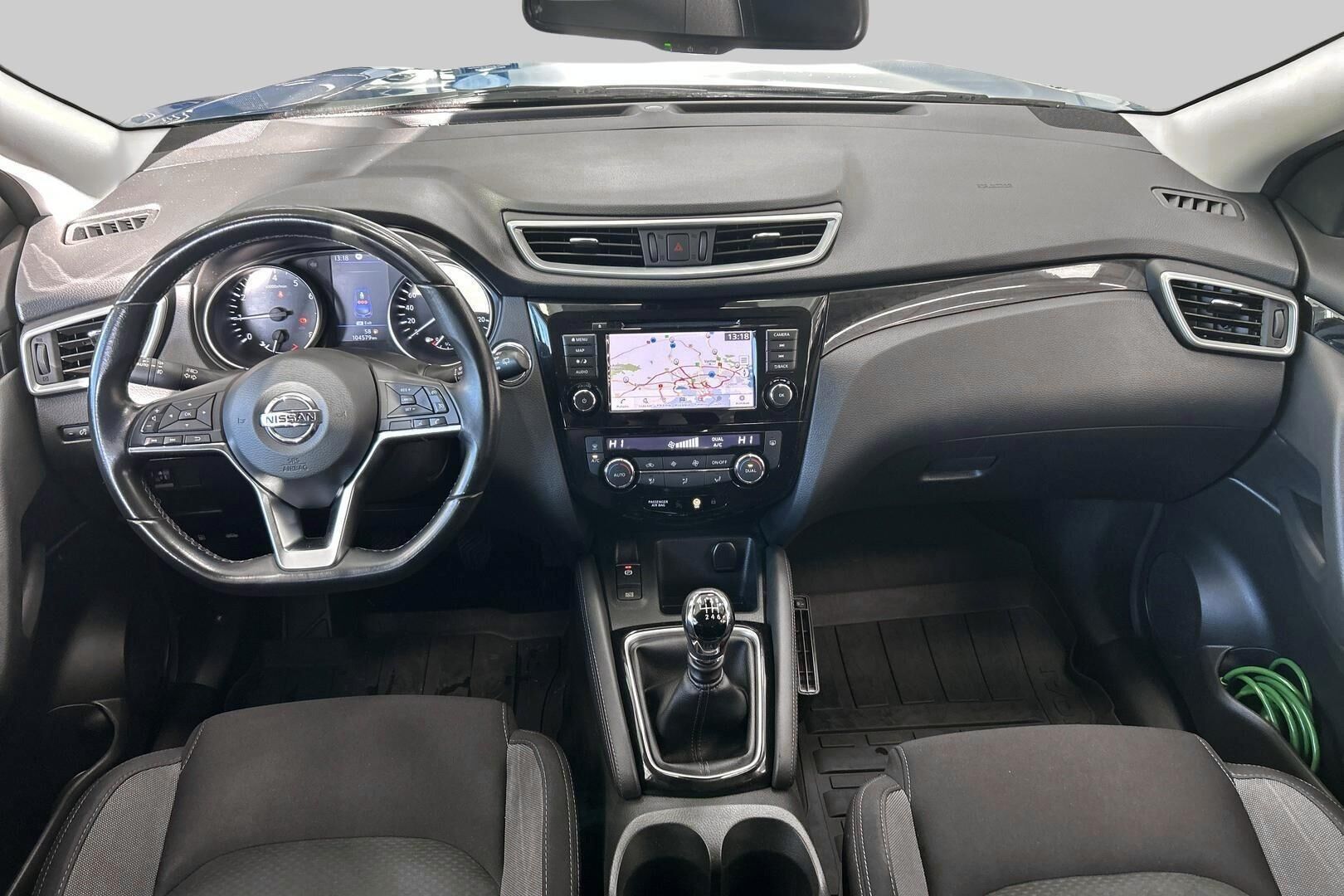 Nissan Qashqai iso kuva 5