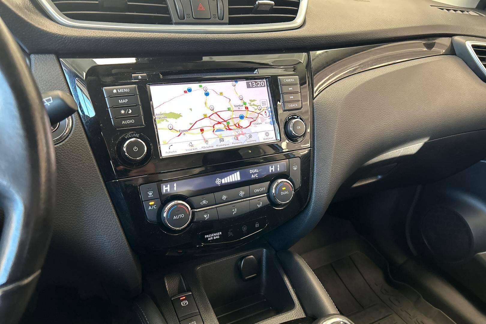 Nissan Qashqai iso kuva 12