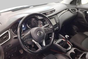 Nissan Qashqai esikatselu 2