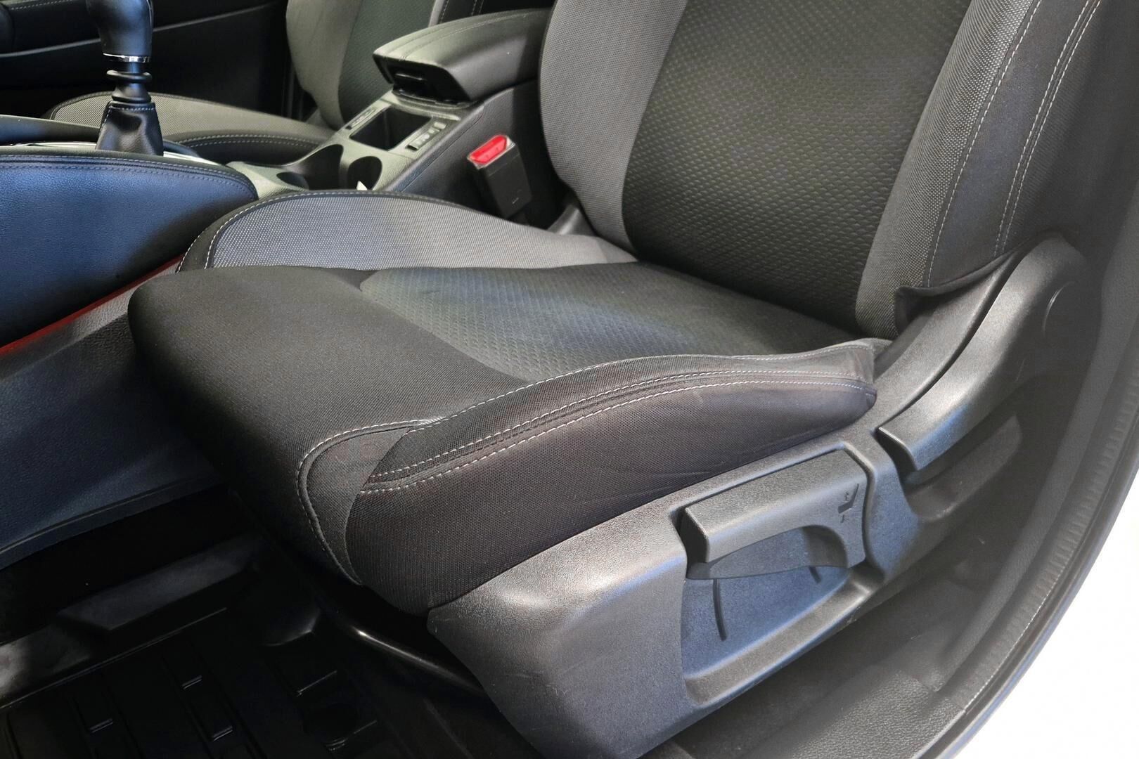 Nissan Qashqai iso kuva 22