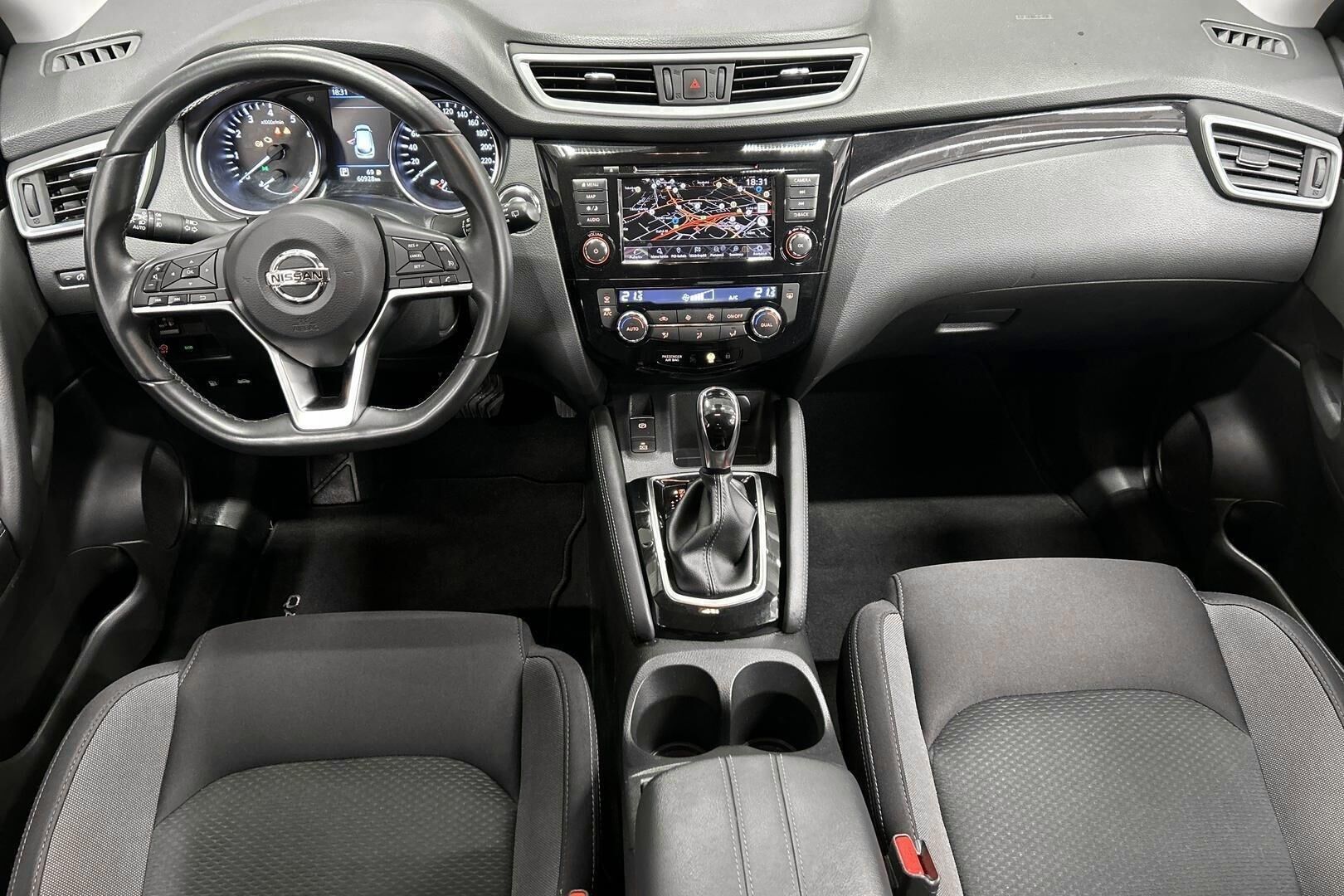 Nissan Qashqai iso kuva 11