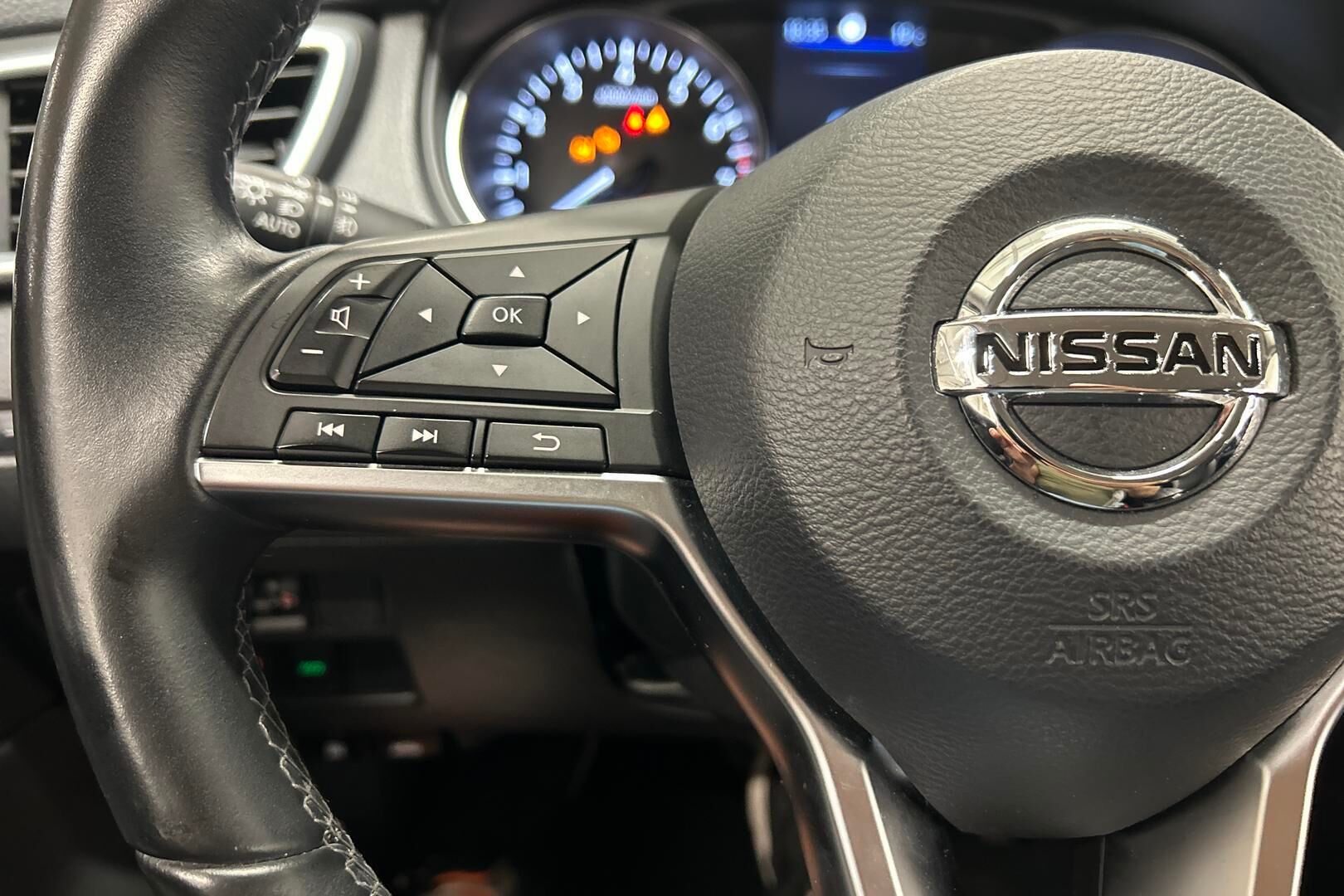 Nissan Qashqai iso kuva 18