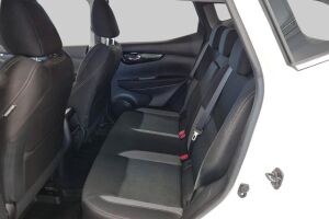 Nissan Qashqai esikatselu 10