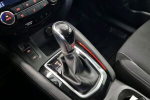 Nissan Qashqai esikatselu 16