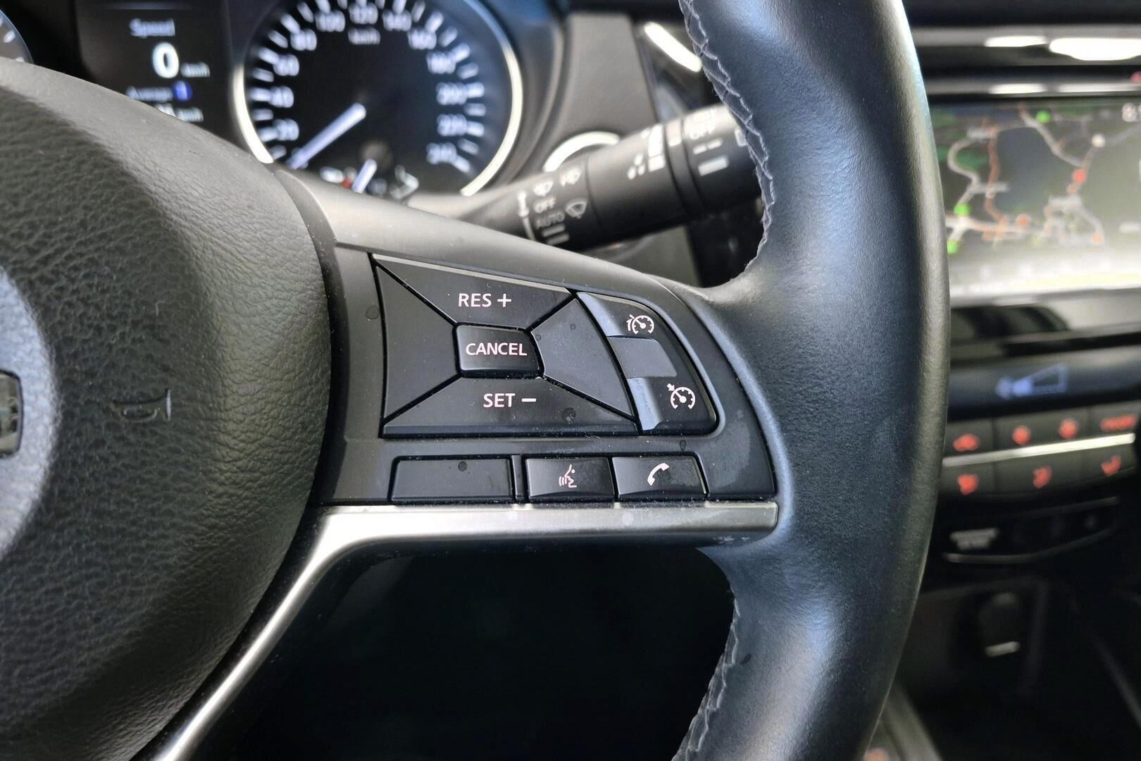 Nissan Qashqai iso kuva 17