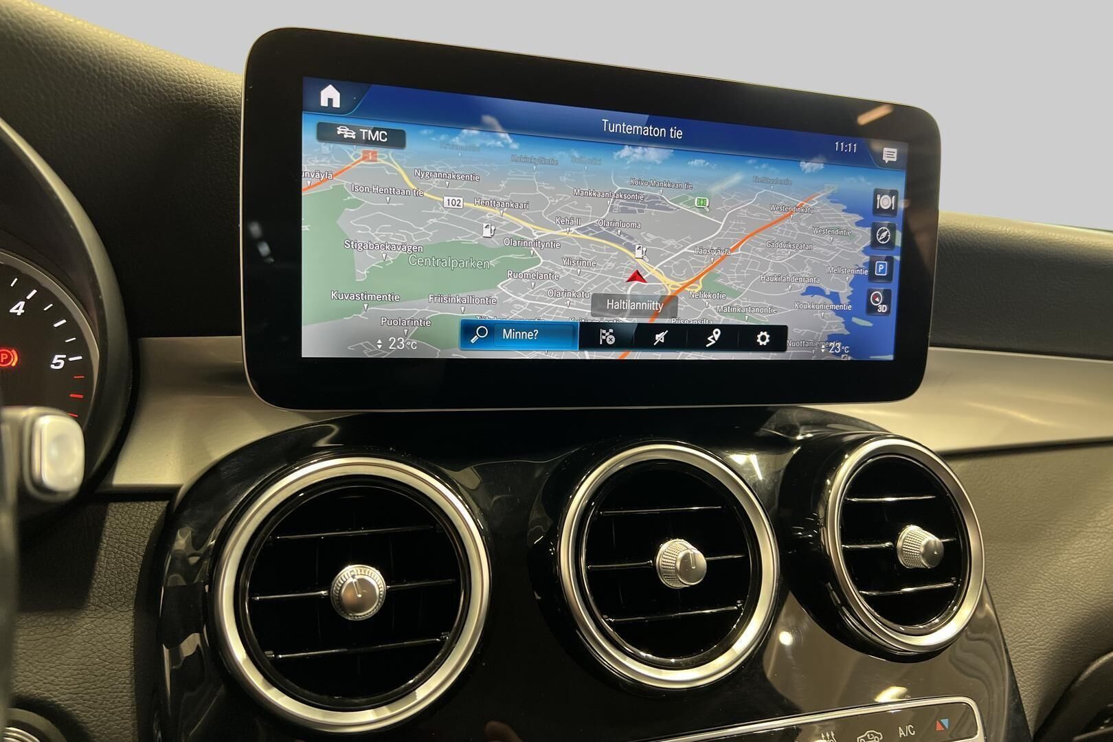 Mercedes-Benz GLC iso kuva 15