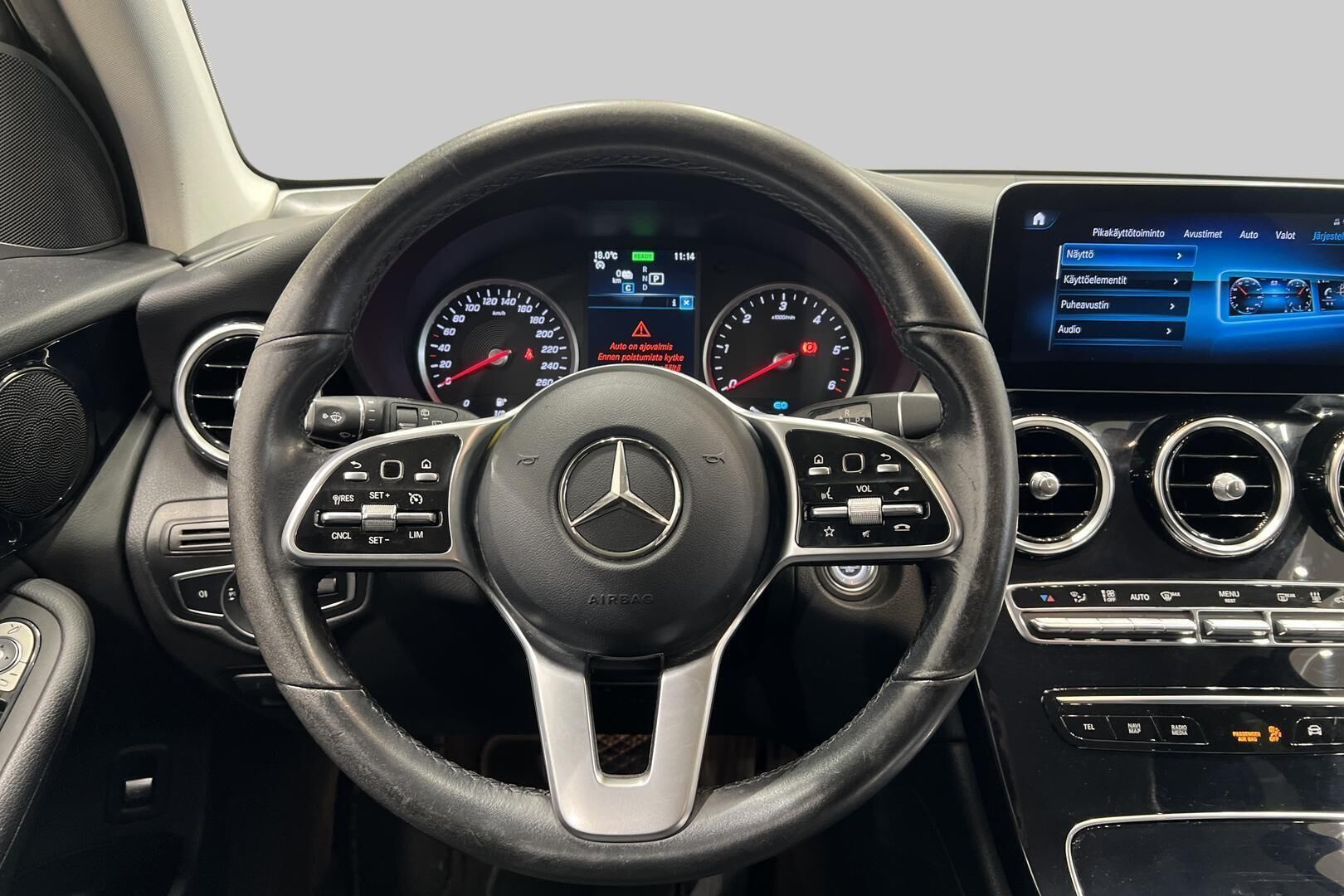Mercedes-Benz GLC iso kuva 32