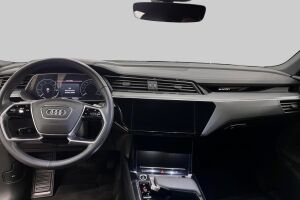 Audi e-tron esikatselu 11