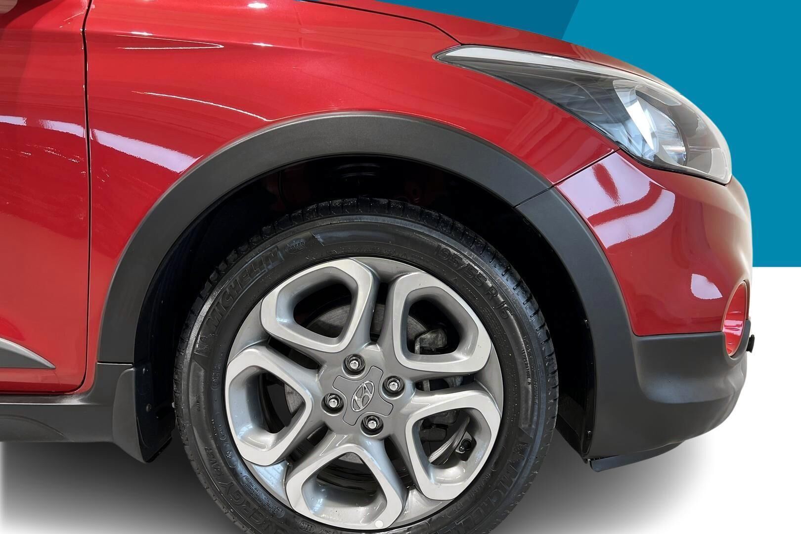 Hyundai i20 Active Cross iso kuva 12