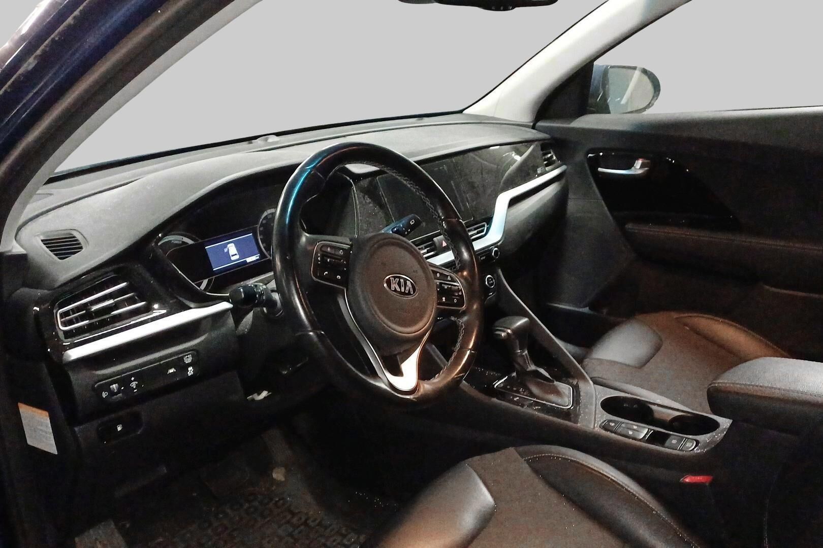 Kia Niro iso kuva 1