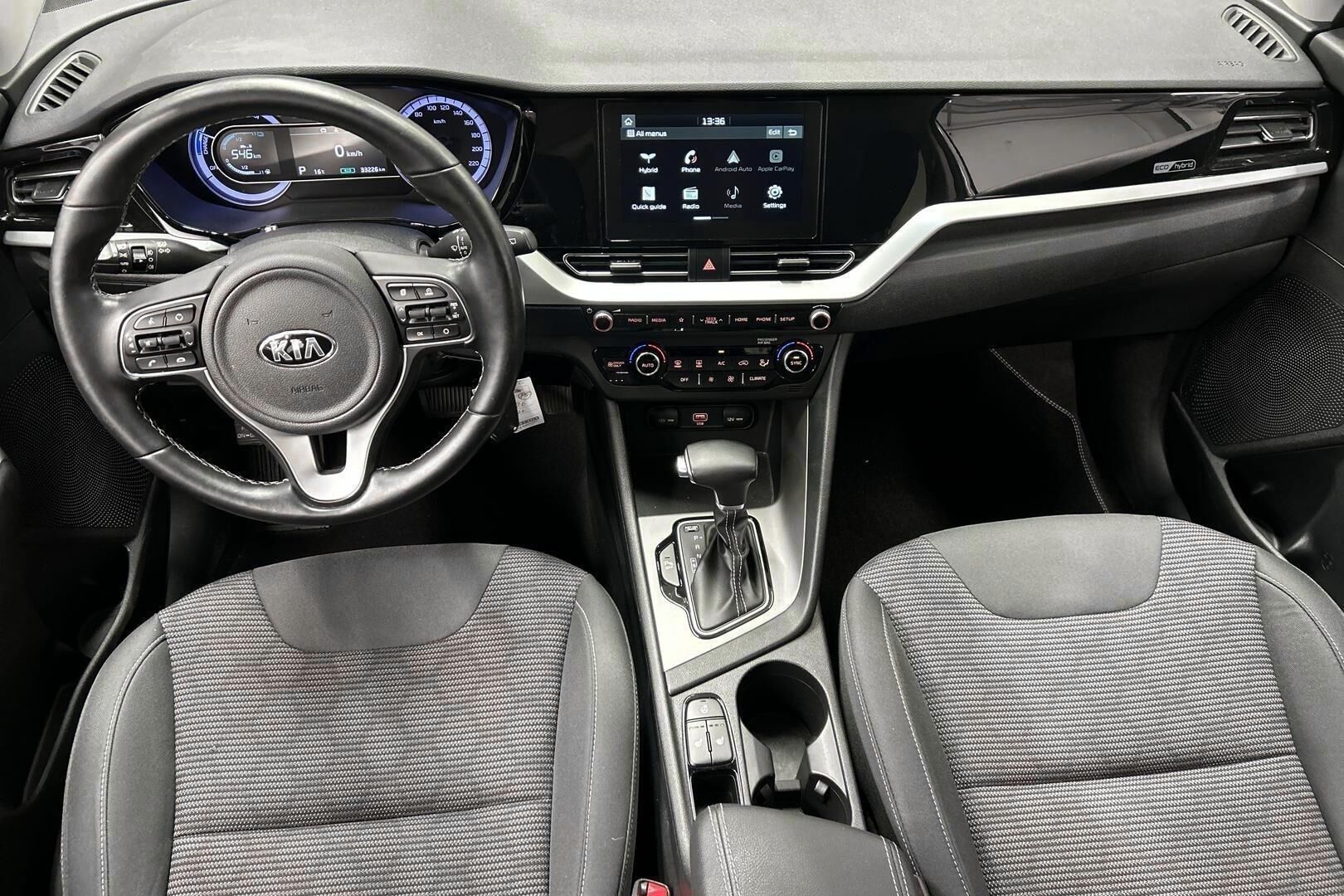 Kia Niro iso kuva 10