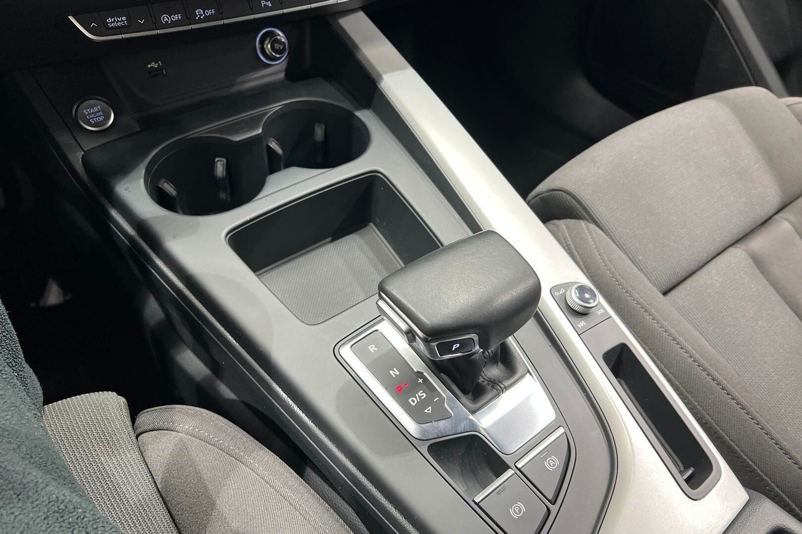 Audi A4 allroad quattro iso kuva 23