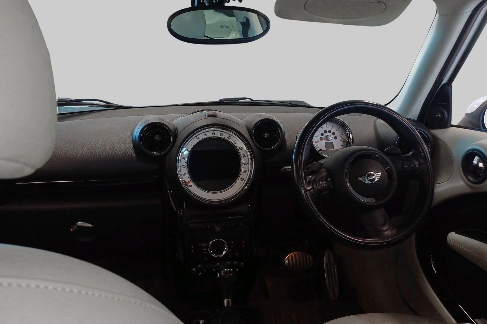Mini Countryman iso kuva 1