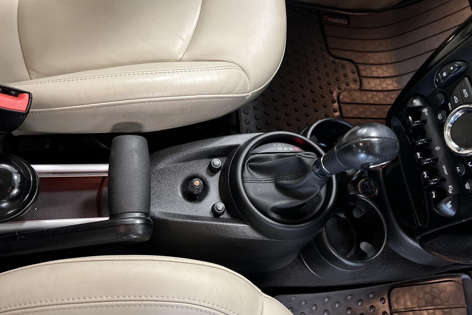 Mini Countryman iso kuva 20