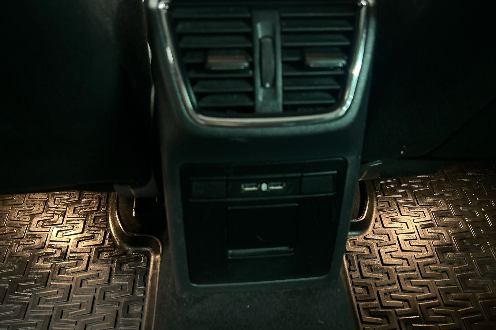Skoda Octavia iso kuva 21