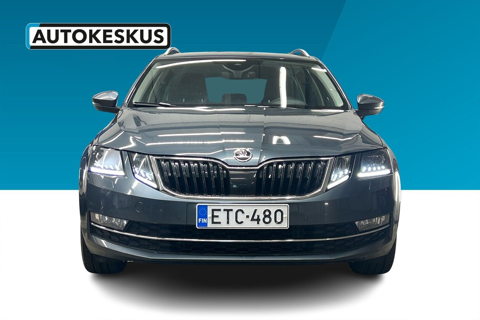 Skoda Octavia iso kuva 2