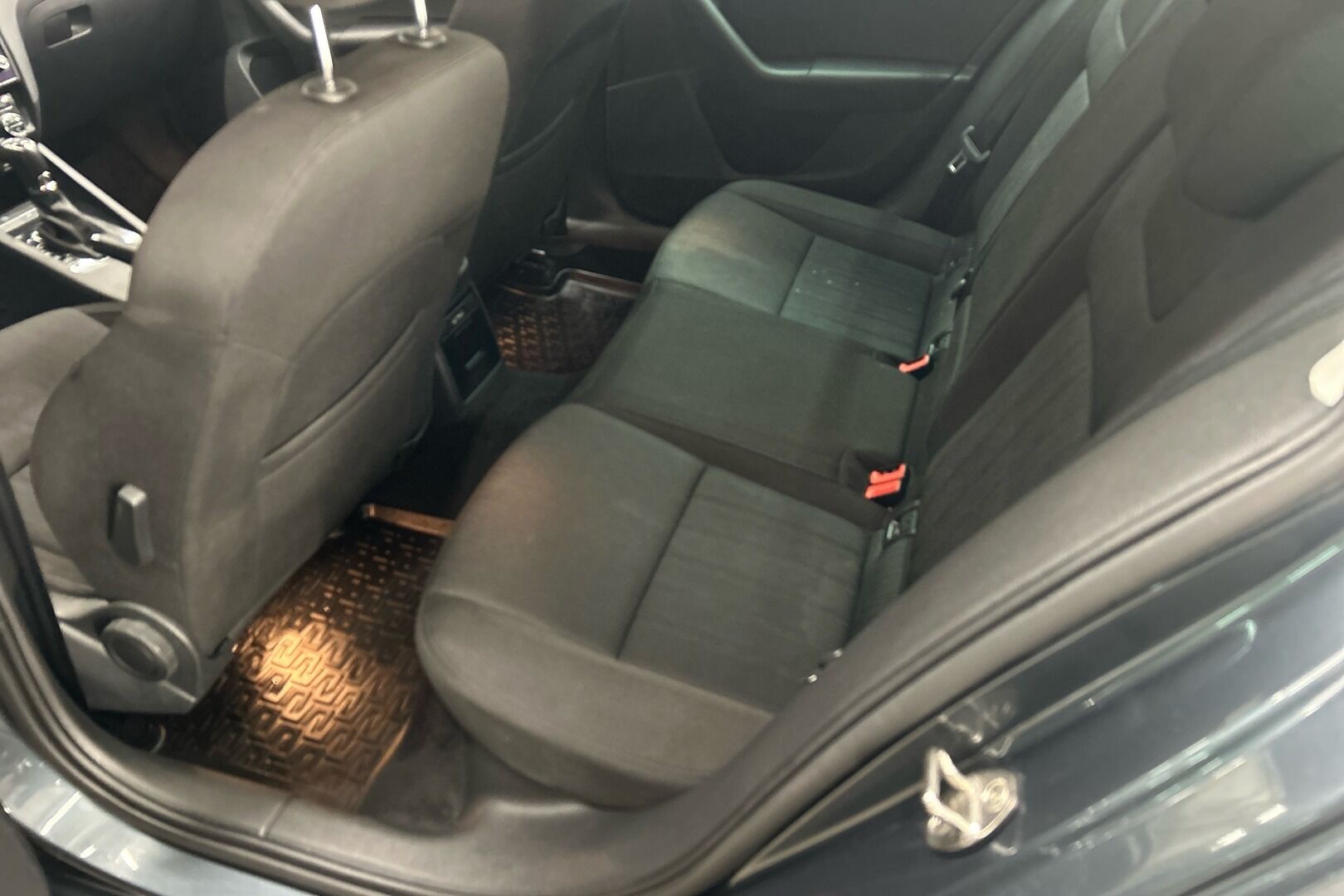 Skoda Octavia iso kuva 17