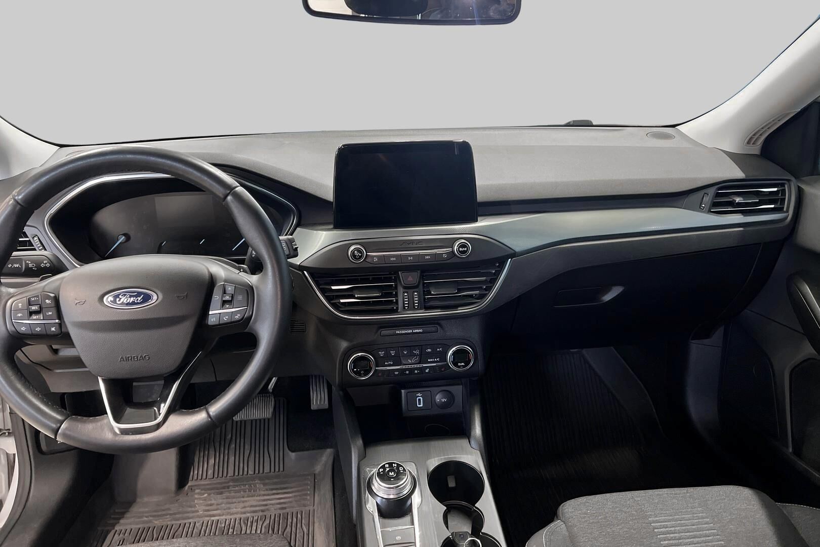 Ford Focus iso kuva 10