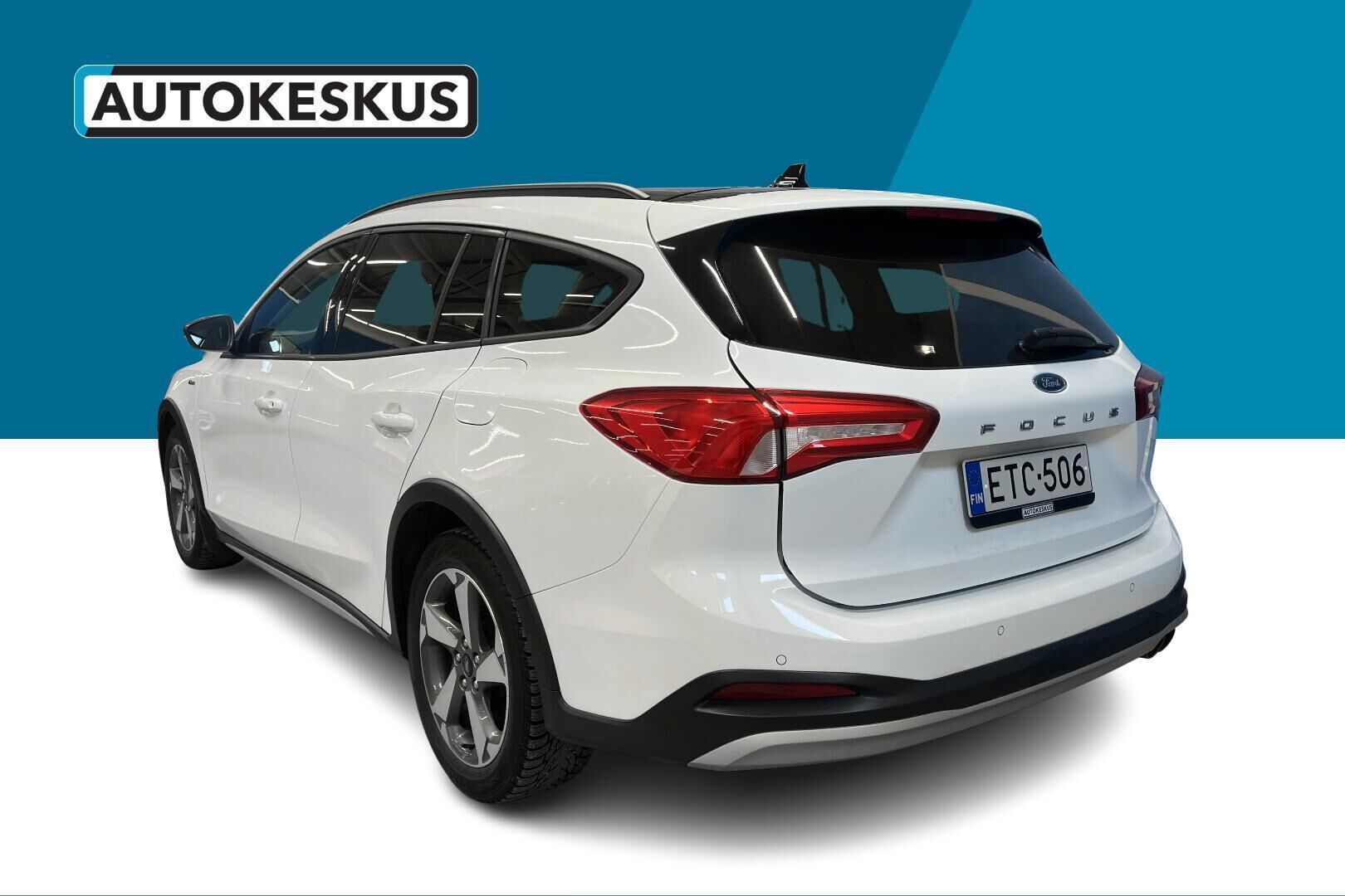 Ford Focus iso kuva 6