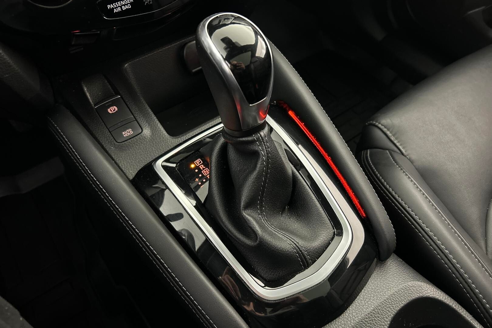 Nissan Qashqai iso kuva 30