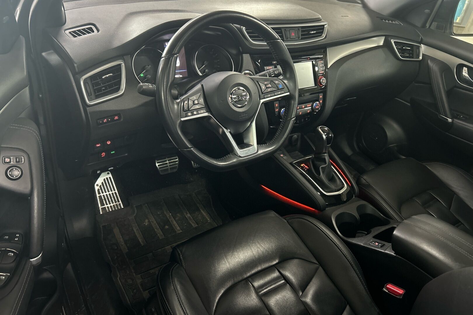 Nissan Qashqai iso kuva 1