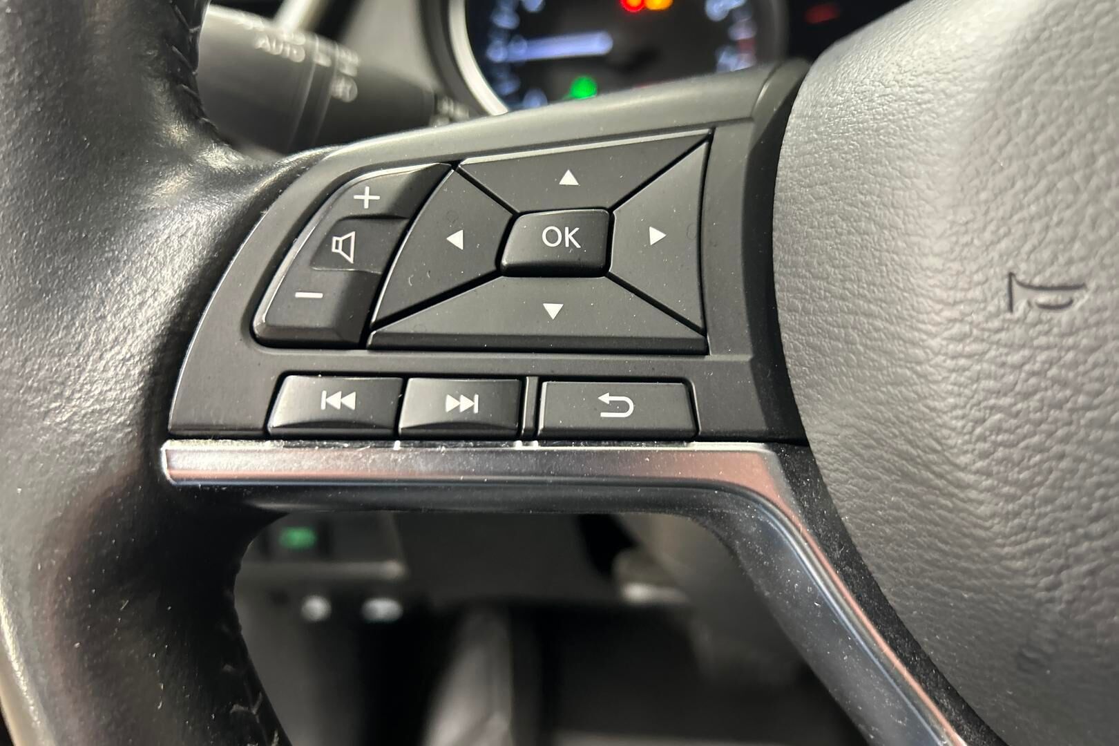Nissan Qashqai iso kuva 15
